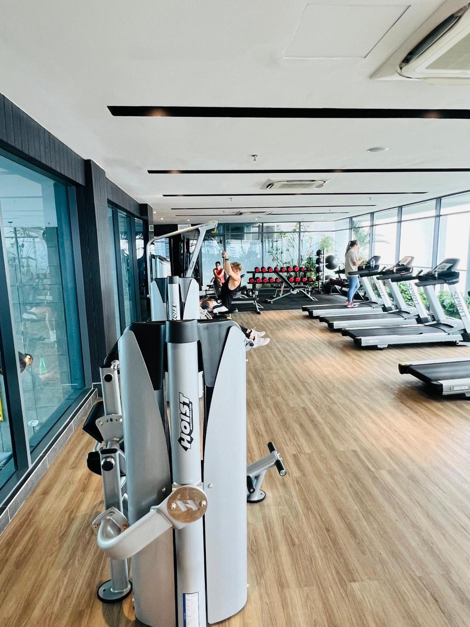 Colony Suites Klcc By Hibernate 吉隆坡 外观 照片