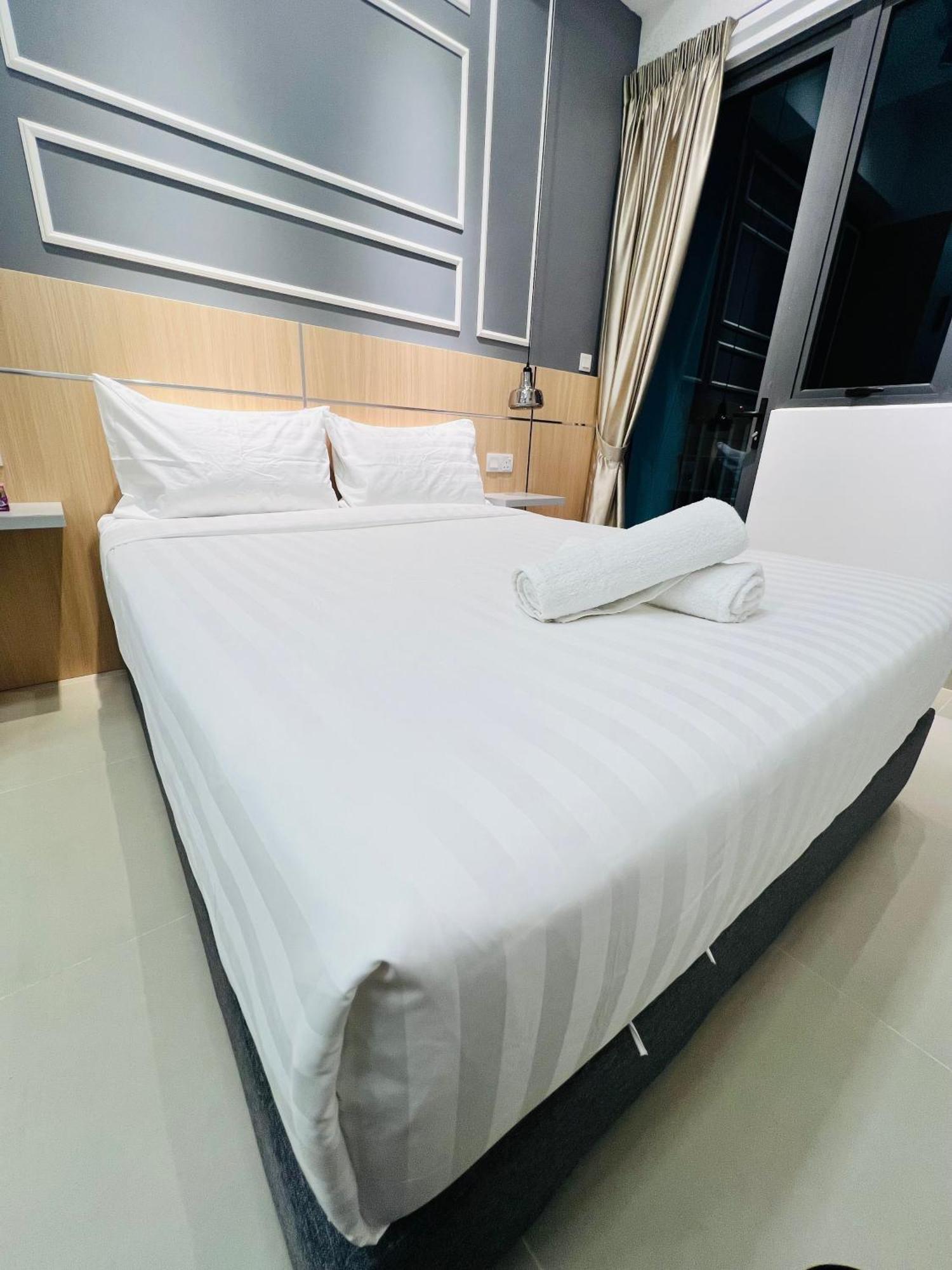 Colony Suites Klcc By Hibernate 吉隆坡 外观 照片