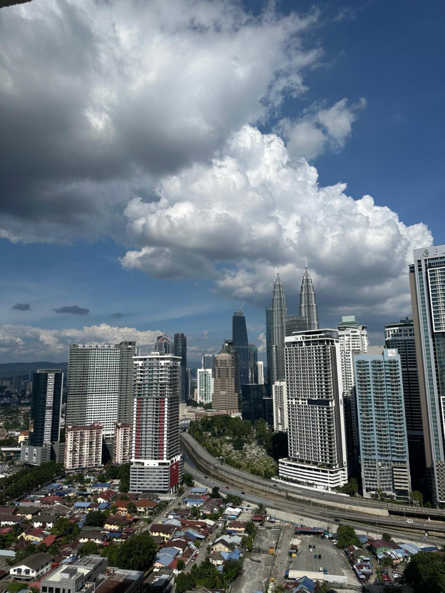 Colony Suites Klcc By Hibernate 吉隆坡 外观 照片